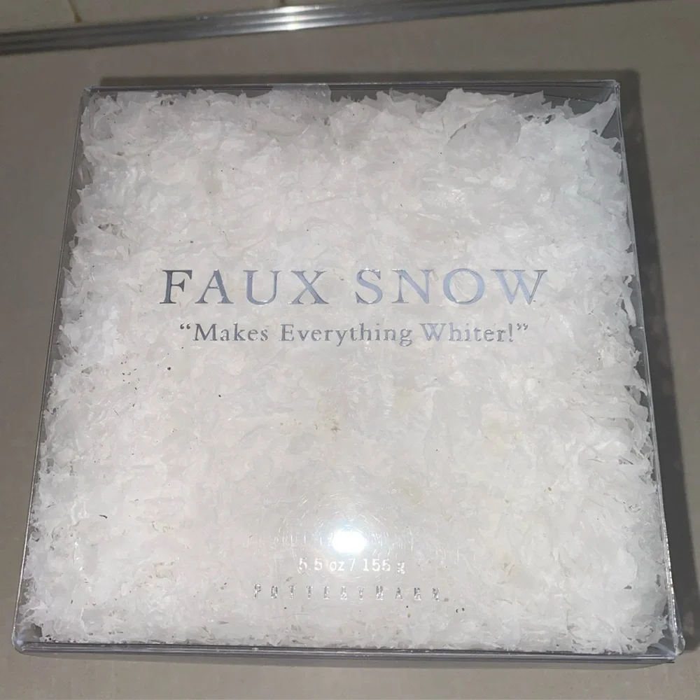 Pottery Barn White Faux Snow Christmas Holiday 5.5‎ Oz New In Box